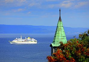 Farbenrausch in Kanada & Trauminseln der Karibik Farbenrausch in Kanada & Trauminseln der Karibik