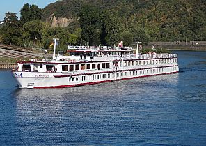 Zauber auf Rhein & Mosel mit Hund