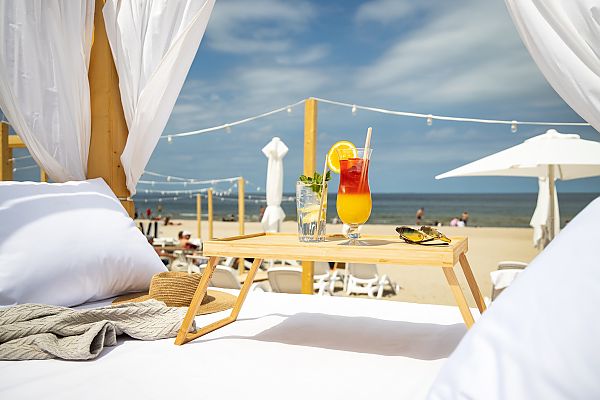 Wave Strand Cocktail