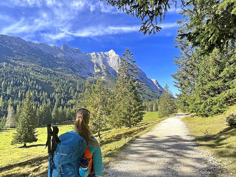 Wander-Erlebnis: Einmal um die Zugspitze