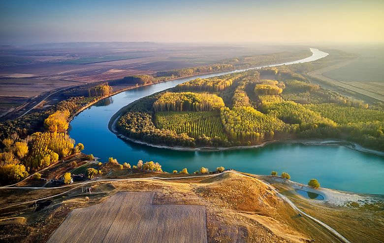 Naturparadies Donaudelta im farbenprächtigen Herbst