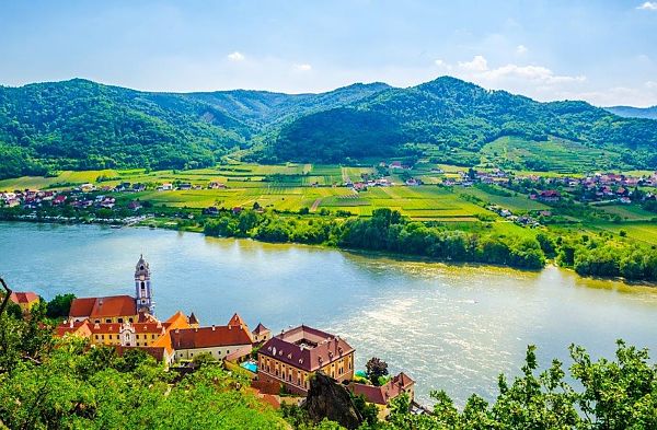 Wachau, Malerische Landschaft der Wachau an der Donau.