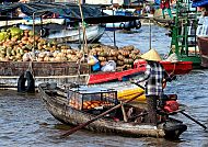 Schwimmender Markt in Vietnam