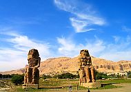 Ausflugstipp: Memnon-Kolosse
