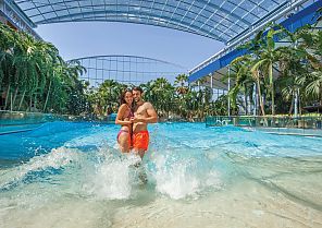 Therme Erding, Tropisches Urlaubsfeeling in der Therme Erding.