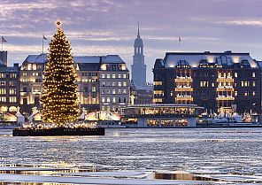 Advent in Hamburg mit Elbphilharmonie Advent in Hamburg mit Elbphilharmonie