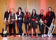 Hermes House Band, Hermes House Band posiert stilvoll für 'Stars del Mar 2026'., Hermes House Band posiert für 'Stars del Mar 2026'.