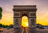 Arc de Triomphe bei Sonnenuntergang, Arc de Triomphe bei Sonnenuntergang, Paris.