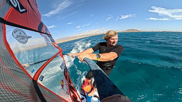 Björn Dunkerbeck beim Windsurfen auf Gran Canaria