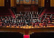 Erleben Sie ein Sinfoniekonzert mit Stuttgarter Philharmoniker