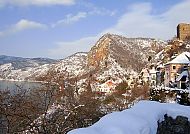 Dürnstein, Verschneite Winterlandschaft in Dürnstein an der Donau., Winterliches Dürnstein an der Donau, verschneite Landschaft.