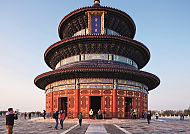 , Himmelstempel in Peking bei klarem Himmel, China – Das Reich der Mitte.