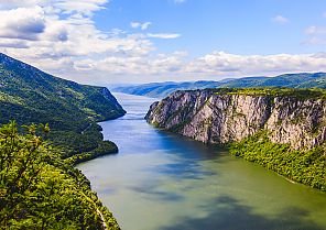 Eisernes Tor, Spektakuläre Landschaft des Eisernen Tors an der Donau.
