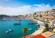 Athen, Piräus, Hafen von Piräus, Athen: Mediterrane Idylle und Kultur., Blick auf den malerischen Hafen von Piräus bei Athen.