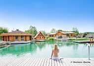 Sommer Sauna Obermain Therme, Entspannung am Naturbadesee der Obermain Therme im Sommer., Entspannung am Naturteich der Obermain Therme.