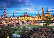 Dresden am Abend, Dresden bei Abenddämmerung mit beleuchteter Altstadt., Dresden bei Abenddämmerung mit beleuchteter Altstadt.
