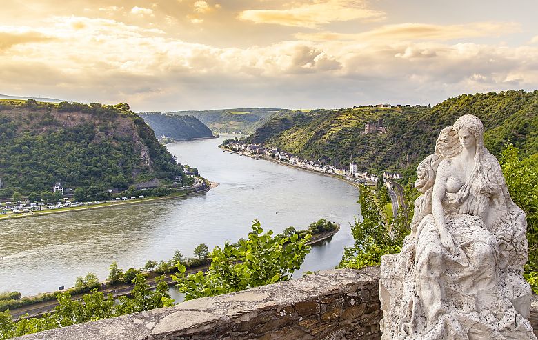 Malerische Rheinromantik 2027