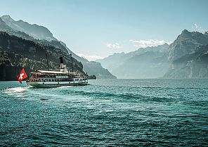 Vier Wege - ein Abenteuer. Mit Bahn, Bus, Schiff & Bergbahn durch die Schweiz