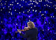 Andre Rieu Vrijthof, André Rieu spielt Violine auf dem Vrijthof in Maastricht.