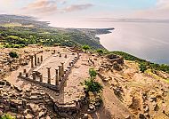 Assos