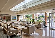Hotel Santana, Lobby