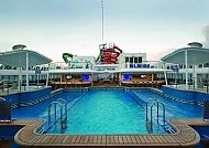 Norwegian Getaway, Waves Poolbar