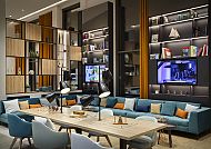 Holiday Inn HafenCity Hamburg, Open Lobby