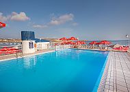 Gillieru Harbour Hotel, Pool