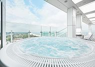 Whirlpool auf der Dachterrasse