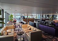 Lounge mit Bar