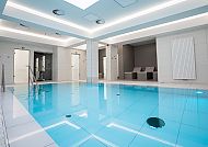 Astoria Hotel & Medical Spa Pool