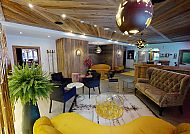 HOTEL-PANTHERA-Rezeption-Lounge, Elegante Lounge des Hotel Panther´A mit stilvollem Interieur., Elegante Hotel Panther´A Rezeption mit stilvoller Lounge.