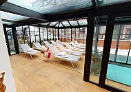 WELLNESS-WINTERGARTEN, Entspannungsbereich im Wellness-Wintergarten des Hotel Panther´A., Entspannender Wellness-Wintergarten im Hotel Panther´A.