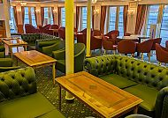 Lounge von MS Casanova, Gemütliche Lounge der MS Casanova mit eleganten Sofas., Elegante Lounge der MS Casanova mit gemütlichen Sofas.