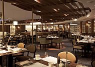 Elegantes Restaurant im Hilton London mit stilvollem Ambiente