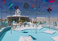 Mistral Deck, Entspannungsbereich auf dem Mistral Deck der 'Mein Schiff Relax'., Entspannungsbereich auf dem Mistral Deck der 'Mein Schiff Relax'.