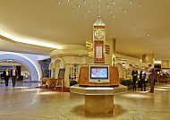 Elegante Lobby im Grand Elysée Hotel, Hamburg