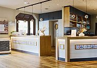 Moderne Hotelrezeption im Be Bio - be natural., Moderne Hotelrezeption im Be Bio - be natural.