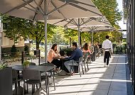 Terrasse des SALINE1822 Hotels Bad Rappenau bei Sonnenschein., Gemütliche Hotelterrasse im SALINE1822 Hotel Bad Rappenau.