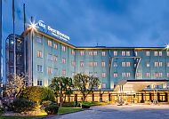 Verona BW Hotel Turismo, BW Hotel Turismo bei Abenddämmerung, Verona., BW Hotel Turismo bei Abenddämmerung, einladende Atmosphäre.