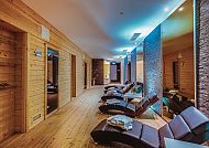 Landhotel Lewitz Mühle, Sauna, Entspannender Saunabereich im Landhotel Lewitz Mühle., Entspannende Sauna im Landhotel Lewitz Mühle mit Liegen.