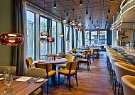 Flesslers Lenggries, Restaurant, Modernes Restaurant mit stilvoller Einrichtung und gemütlicher Atmosphäre.