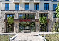 Hampton by Hilton Potsdam, Eingang, Eingang des Hampton by Hilton Potsdam Babelsberg Hotels.