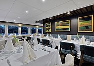 MS Rousse Prestige Restaurant, Elegantes Restaurant auf der MS Rousse Prestige mit stilvollem Dekor.