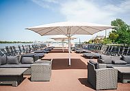 MS Rousse Prestige Sundeck, Entspanntes Sonnendeck der MS Rousse Prestige auf Flusskreuzfahrt.
