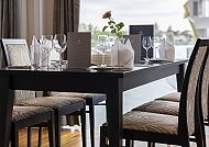 MS VistaBaroness Restaurant, Elegantes Restaurant-Setting im MS VistaBaroness.