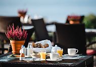 Resort Mark Brandenburg, Terrasse, Frühstück auf der Terrasse im Resort Mark Brandenburg.