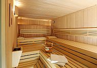 NH Hotel Berlin Alexanderplatz, Sauna, Sauna im NH Hotel Berlin Alexanderplatz, warm und einladend.