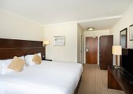 Mercure Maidstone Great Danes Hotel Doppelzimmer, Helles, einladendes Doppelzimmer im Mercure Maidstone Great Danes Hotel.,