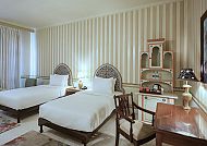 Gaj Kesri Hotel, Beispielzimmer, Elegantes Beispielzimmer im Gaj Kesri Hotel, Indien.
